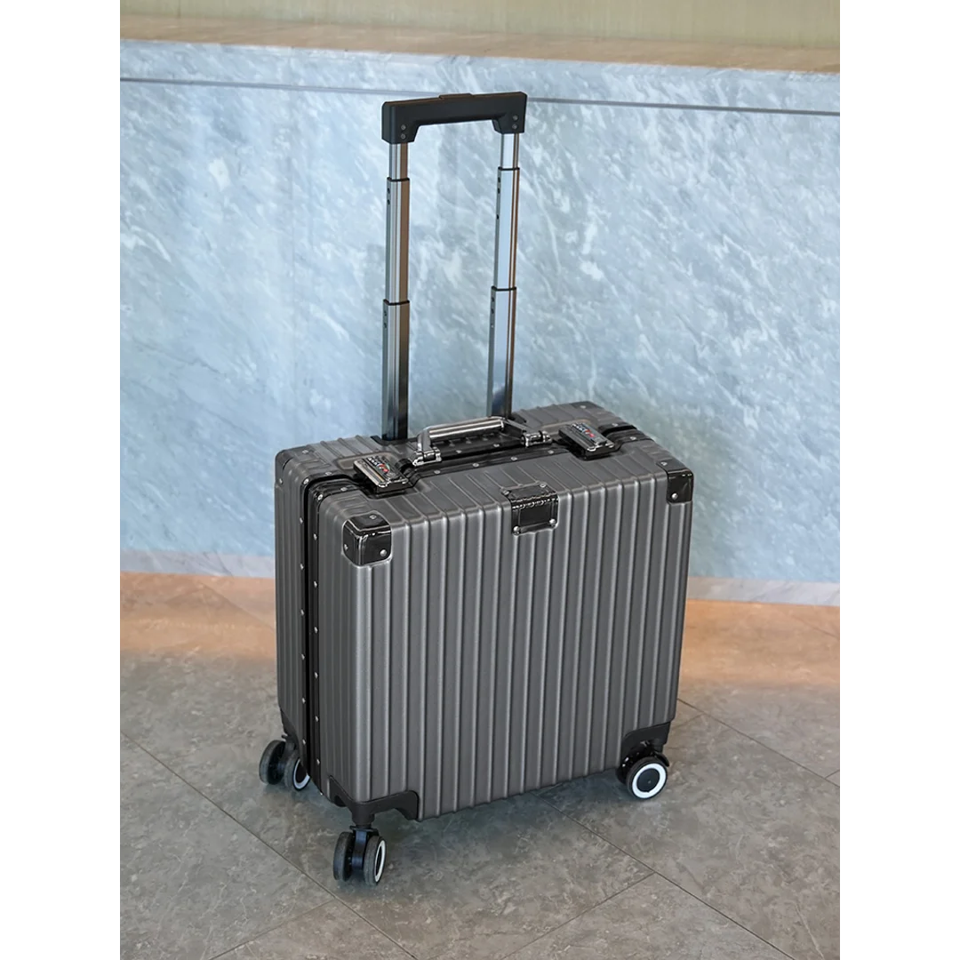 Ministra Carry on 20 inch