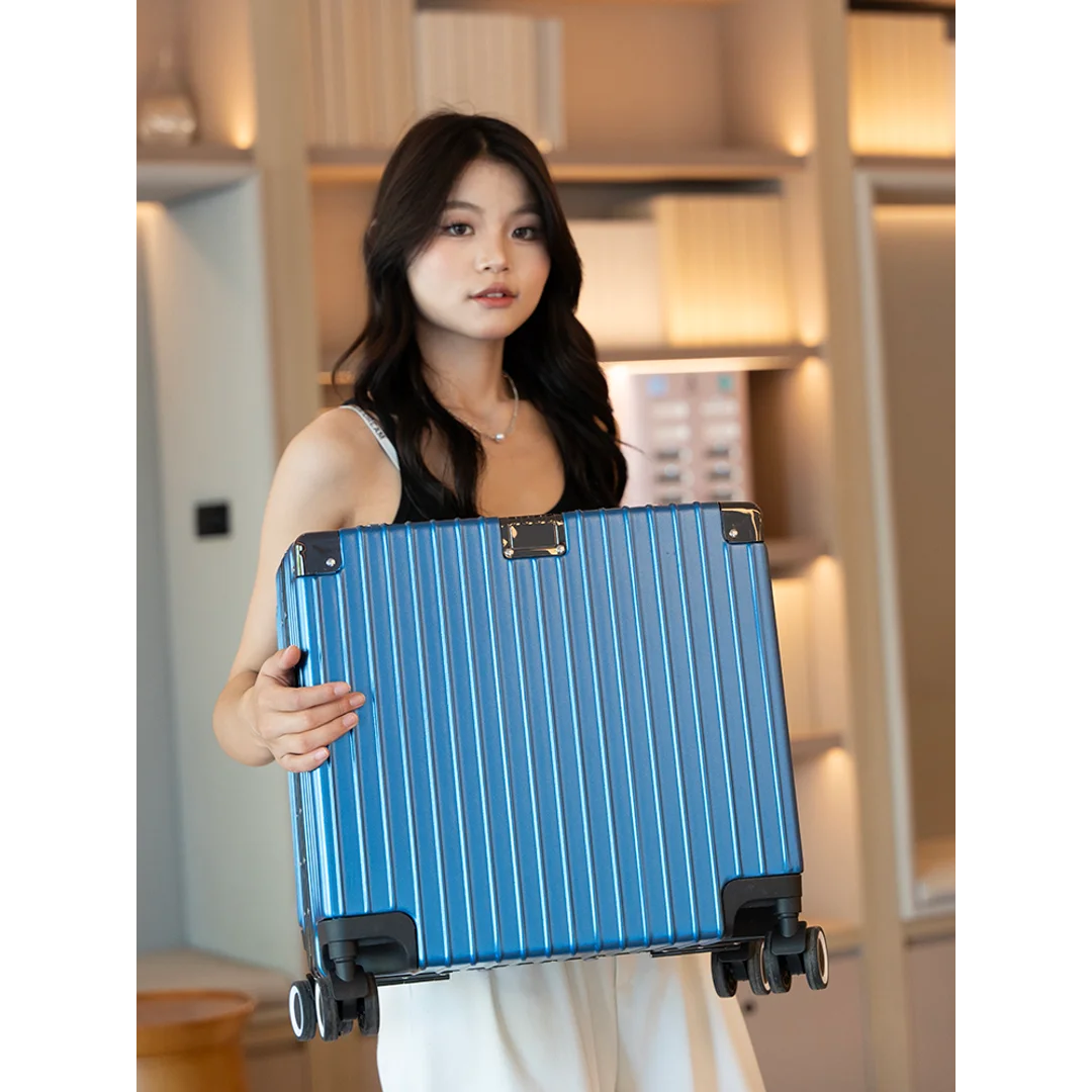 Ministra Carry on 20 inch